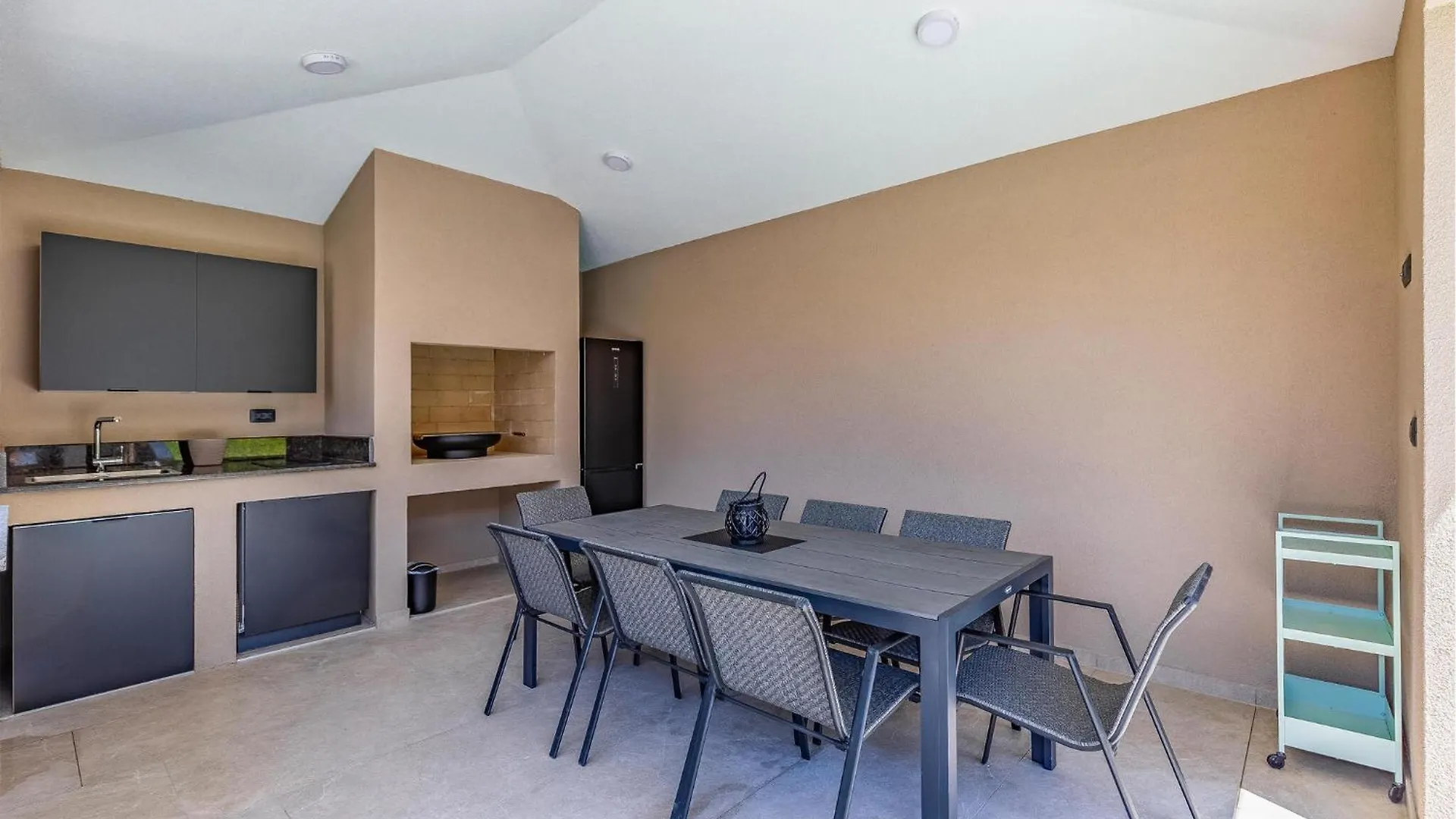 Beautiful Apartment In Labin With Wifi
