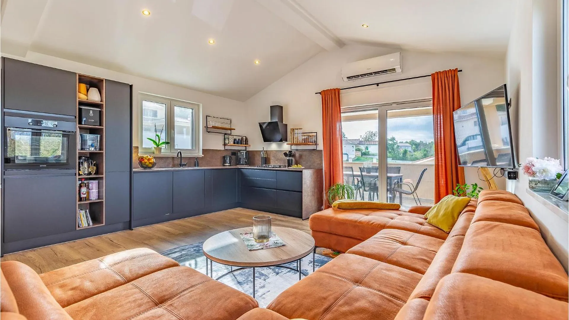Beautiful Apartment In Labin With Wifi 라빈